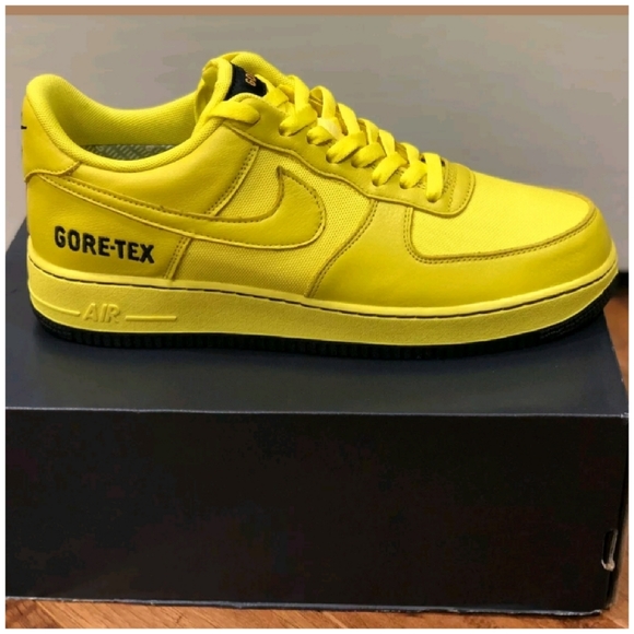Other - Nike Air Force 1 Gore-Tex Mens Size 11.5